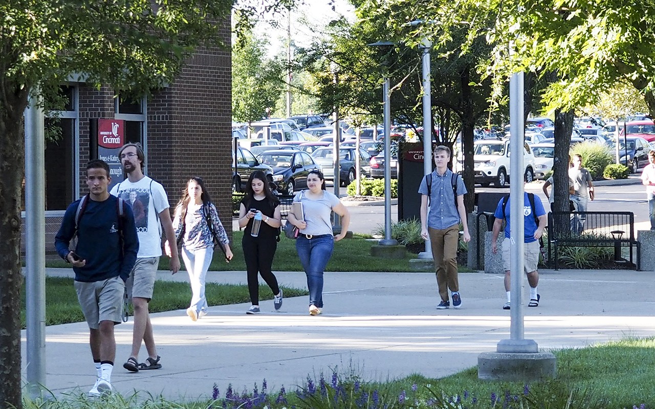 UC Bookstores - Campus Life | University of Cincinnati