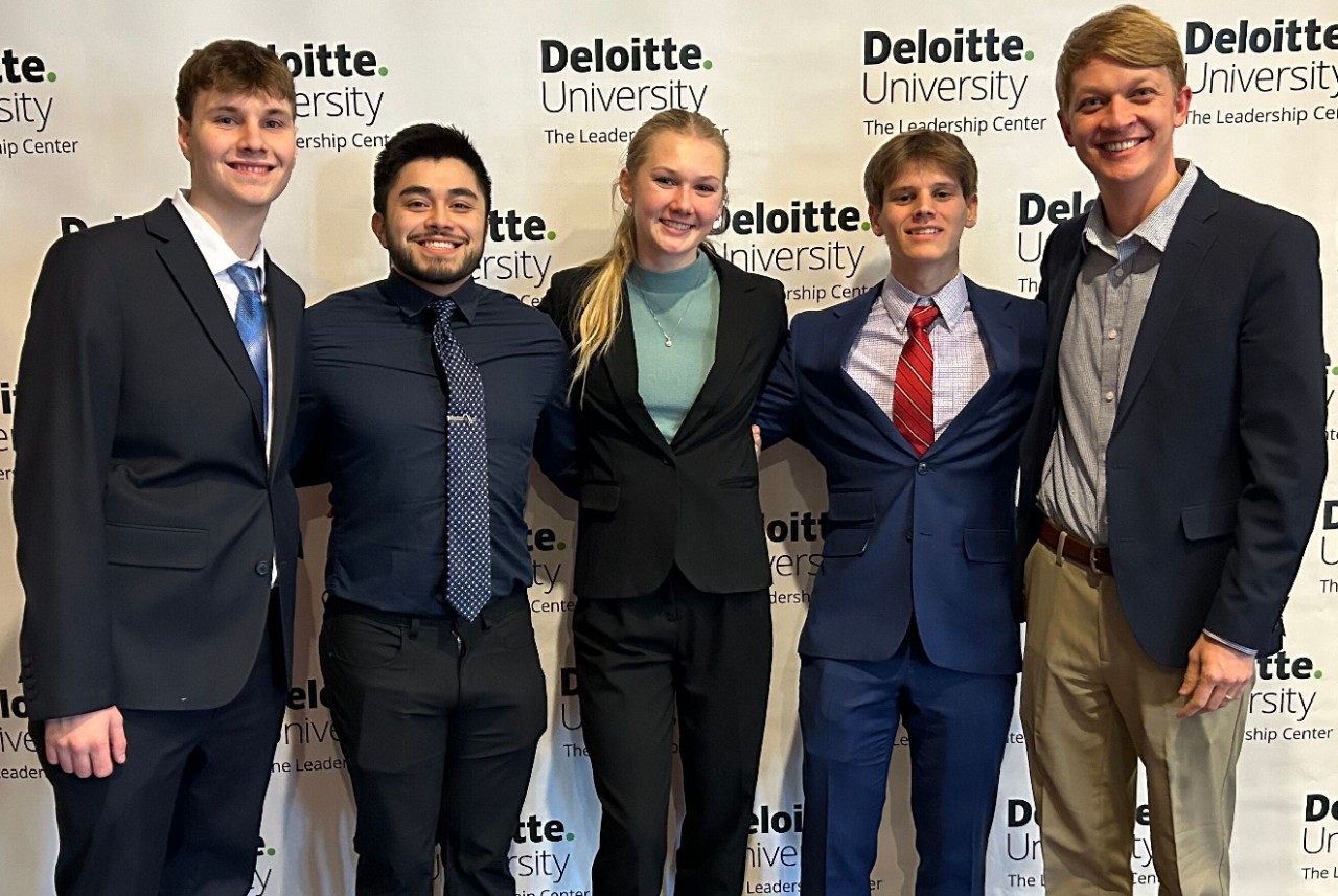 Lindner students compete at Deloitte case competition national final ...