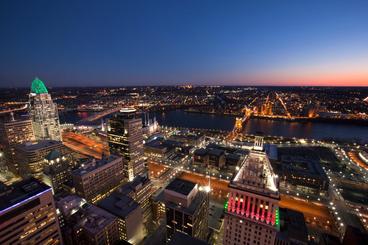 Cincinnati skyline at night.