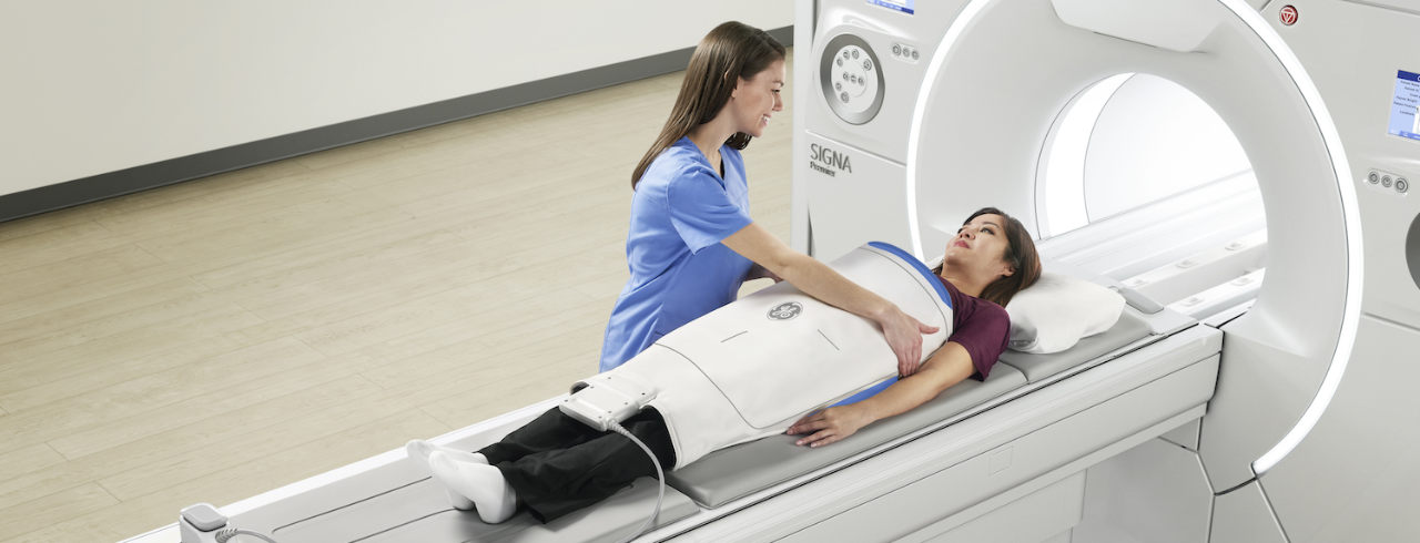 GE HealthCare Air Tech Comfort MRI machine