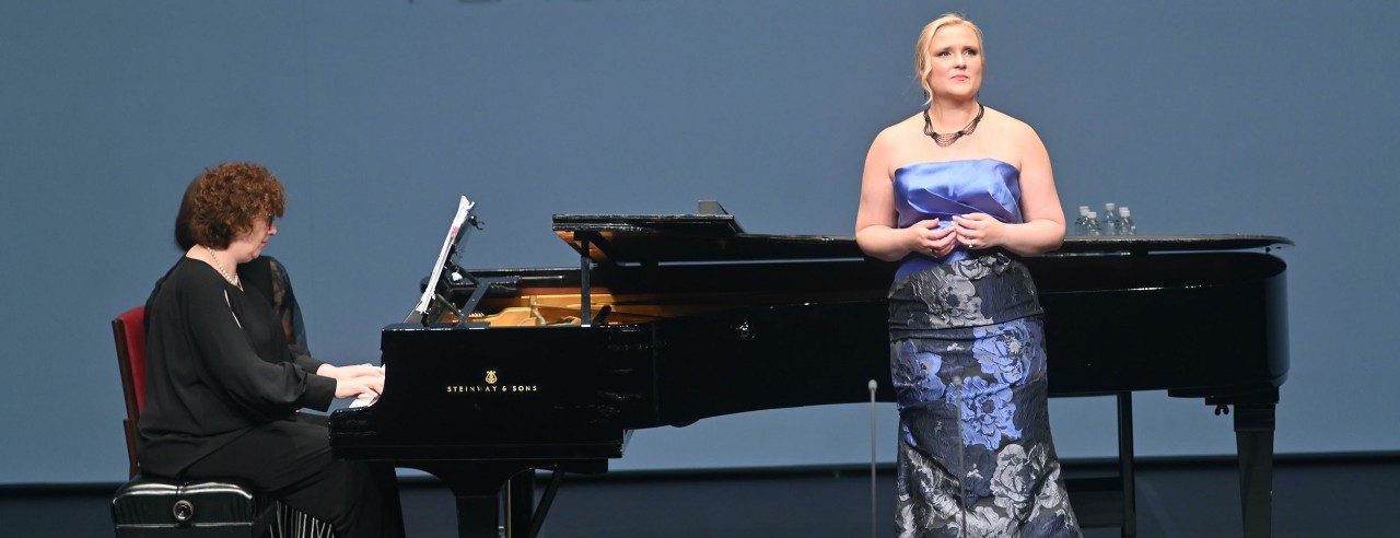 Teresa Perrotta performing at Operalia 