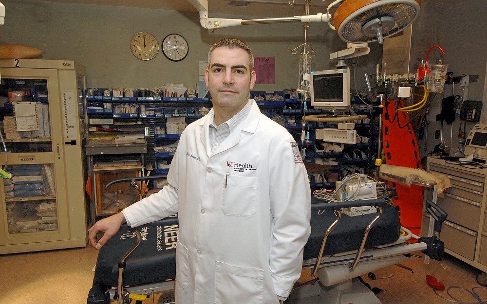 Jordan Bonomo, MD, in the UC Health University of Cincinnati Medical Center emergency department