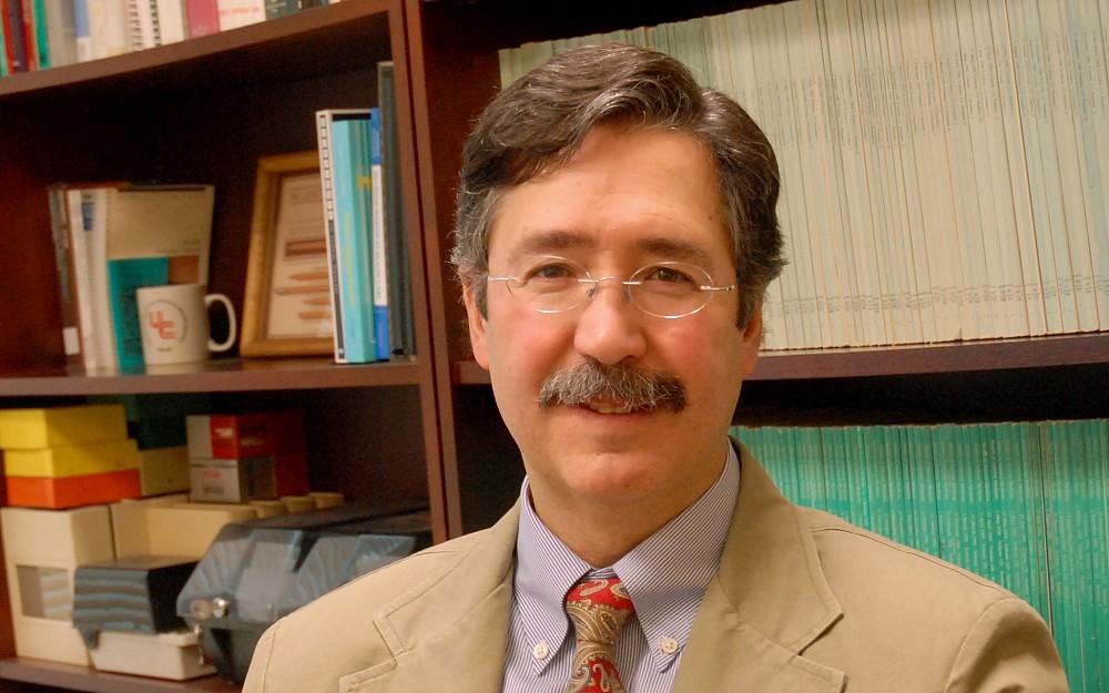 
Mark Eckman, MD, director of the Division of General Internal Medicine, is the Posey Professor of Clinical Medicine in the UC College of Medicine.